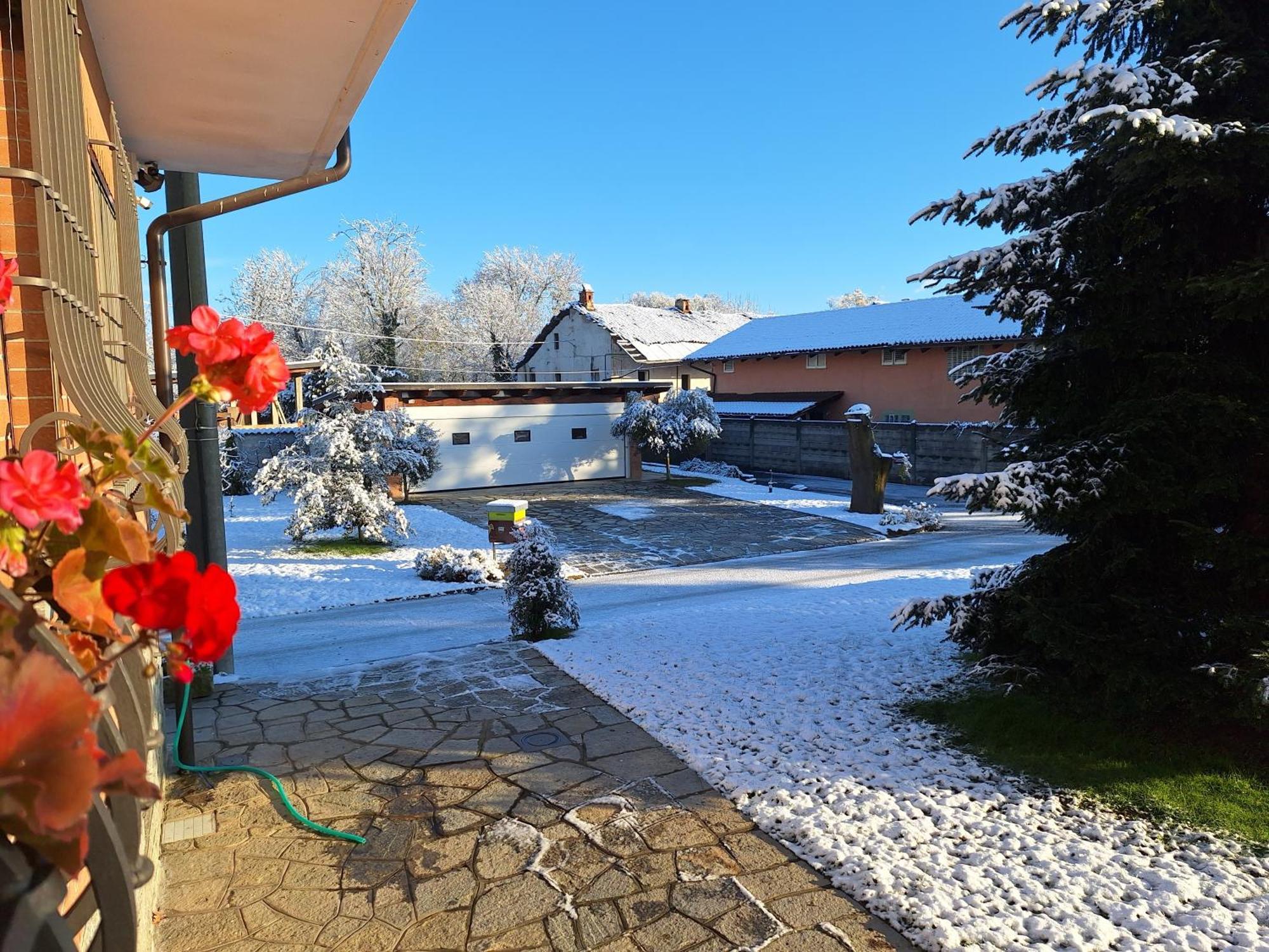 Вілла Casa Matilde Leini Екстер'єр фото